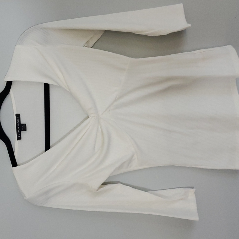 Women's Boston Proper. Size XS. White Blouse.